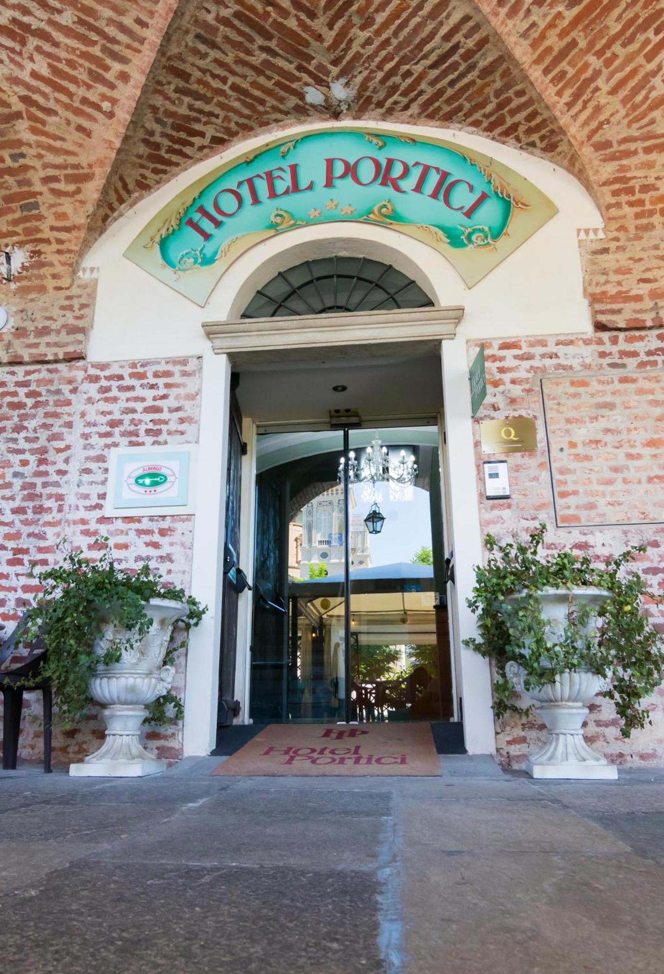 Hotel Portici Vicoforte Zewnętrze zdjęcie